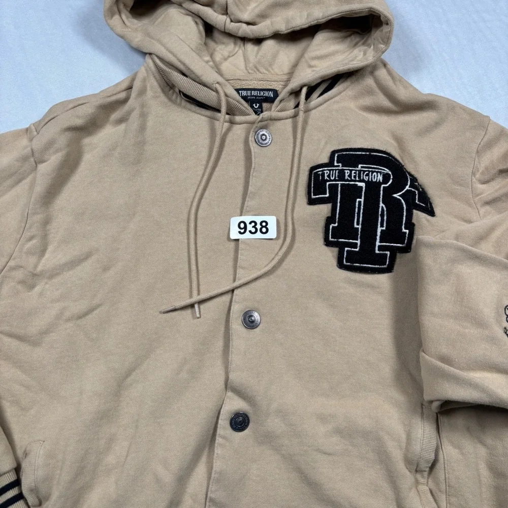 True Religion Varsity Hoodie Mens XL Tan Snap Front Chenille Logo Jacket Hoodie